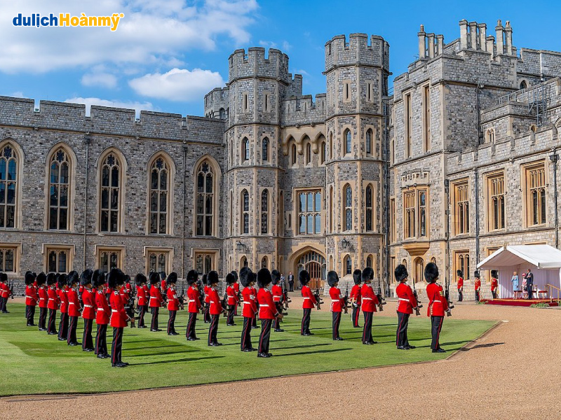 Du lịch Hoàn Mỹ sẽ đưa bạn khám phá lâu đài Windsor Du lịch Hoàn Mỹ sẽ đưa bạn khám phá lâu đài Windsor