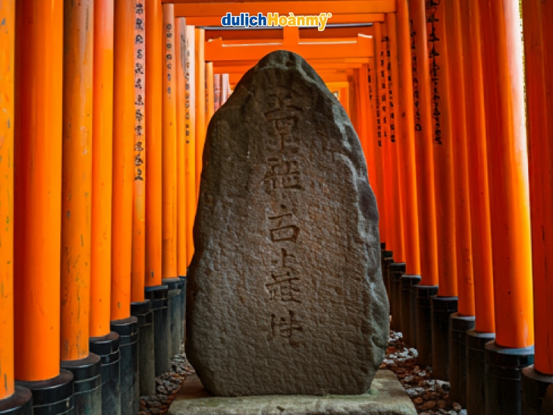 Đá Omokaru-ishi Đá Omokaru-ishi