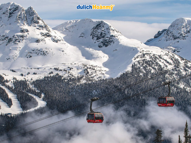 Top 3 trải nghiệm độc đáo chỉ có ở tour du lịch Canada Tết 25 cap-treo-whistler-gondola
